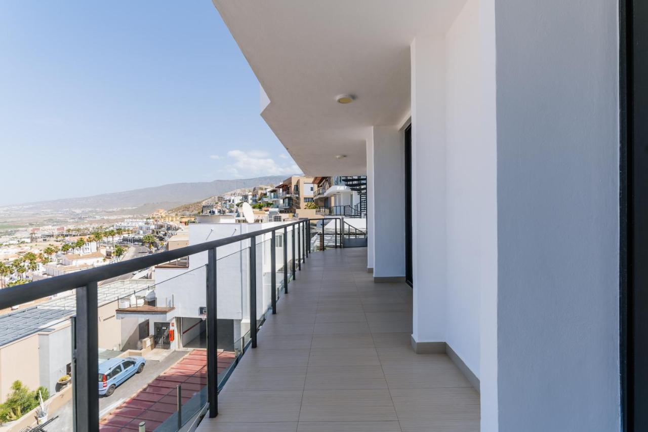 פלאייה דה לאס אמריקס Sunset White Villa - Ocean View, Jakuzzi, Heated Pool, Air-Conditioning, Grill מראה חיצוני תמונה