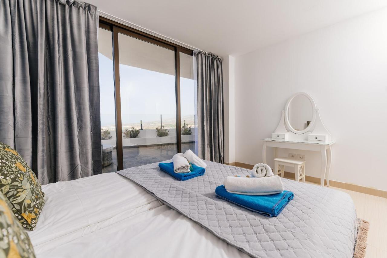 פלאייה דה לאס אמריקס Sunset White Villa - Ocean View, Jakuzzi, Heated Pool, Air-Conditioning, Grill מראה חיצוני תמונה