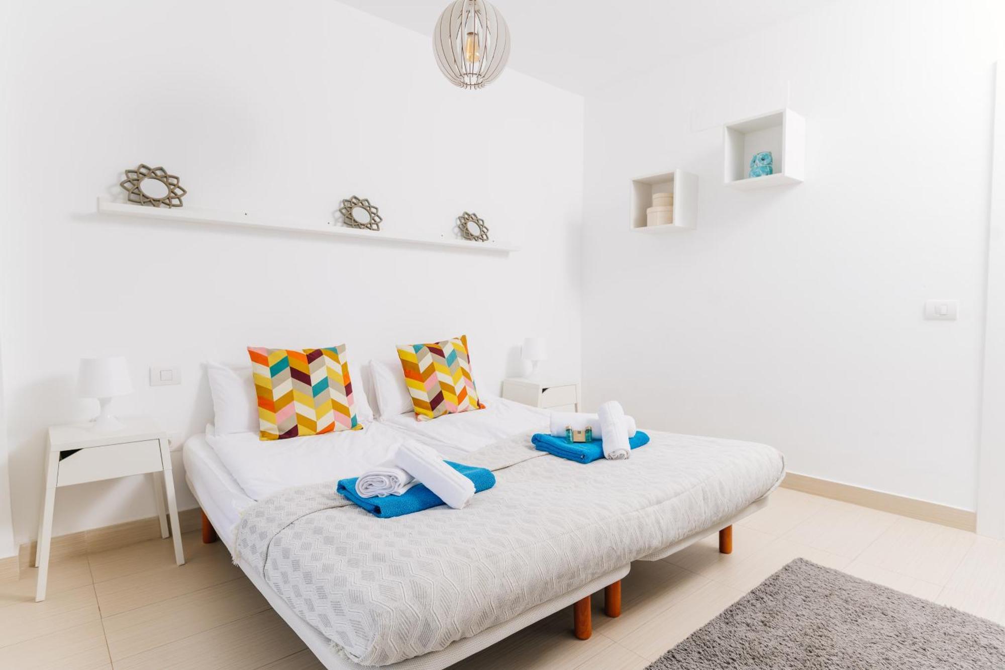 פלאייה דה לאס אמריקס Sunset White Villa - Ocean View, Jakuzzi, Heated Pool, Air-Conditioning, Grill מראה חיצוני תמונה